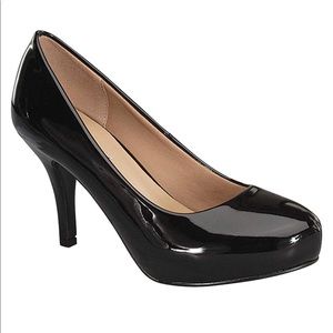 Women's Black Classic Closed Toe High Heel Pump